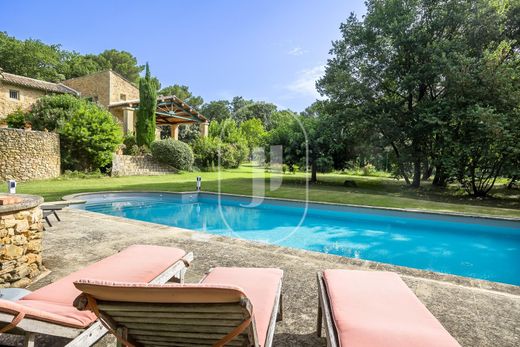 Luxury home in Uchaux, Vaucluse