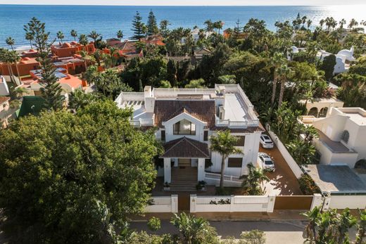 Detached House in Estepona, Malaga