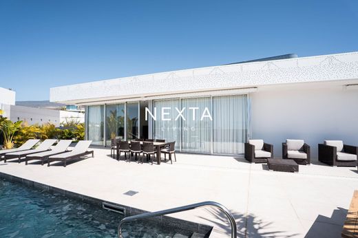 Luxury home in Guía de Isora, Province of Santa Cruz de Tenerife