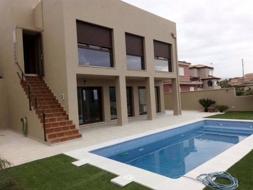 Luxury home in Algeciras, Cadiz