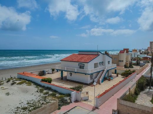 Casa Unifamiliare a La Manga del Mar Menor, Murcia
