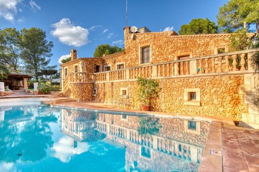 Villa in Costa de los Pinos, Province of Balearic Islands