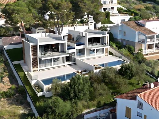 Villa in Port d'Alcúdia, Balearen Inseln