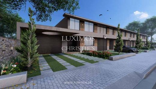 Luxe woning in Esmoriz, Ovar