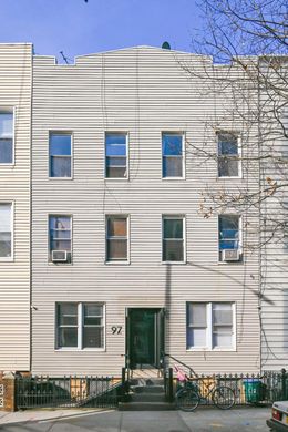 Townhouse in Greenpoint, Kings County