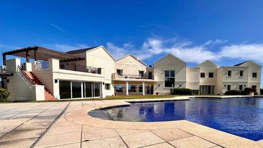 Detached House in Punta del Este, Punta Del Este