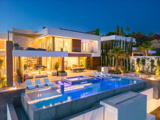 Villa in Benahavís, Malaga