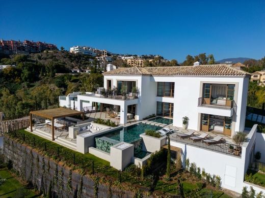 Villa in Benahavís, Malaga