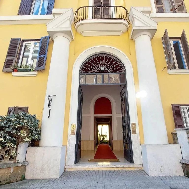 Prestigioso appartamento in vendita Via Ufente, Roma, Lazio