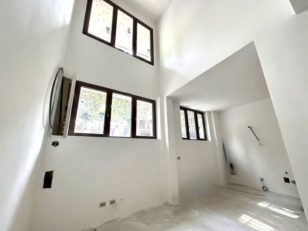 2 room luxury Apartment for sale in Via Dei Gracchi, 20, Milan, Lombardy