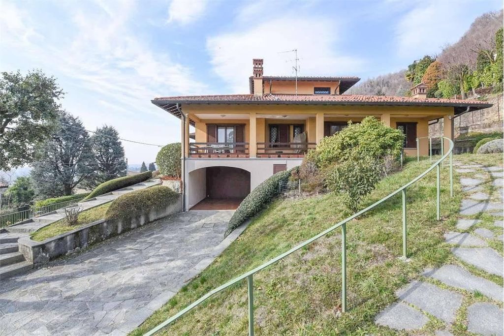 Prestigiosa villa di 400 mq in vendita, VIA PANORAMICA , 31 A, Albavilla, Como, Lombardia