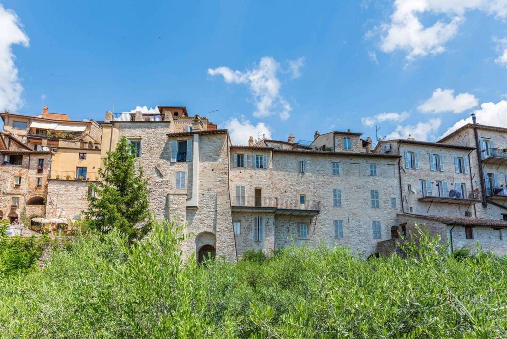 Casa di prestigio di 1000 mq in vendita Via Santa Agnese, Assisi, Umbria