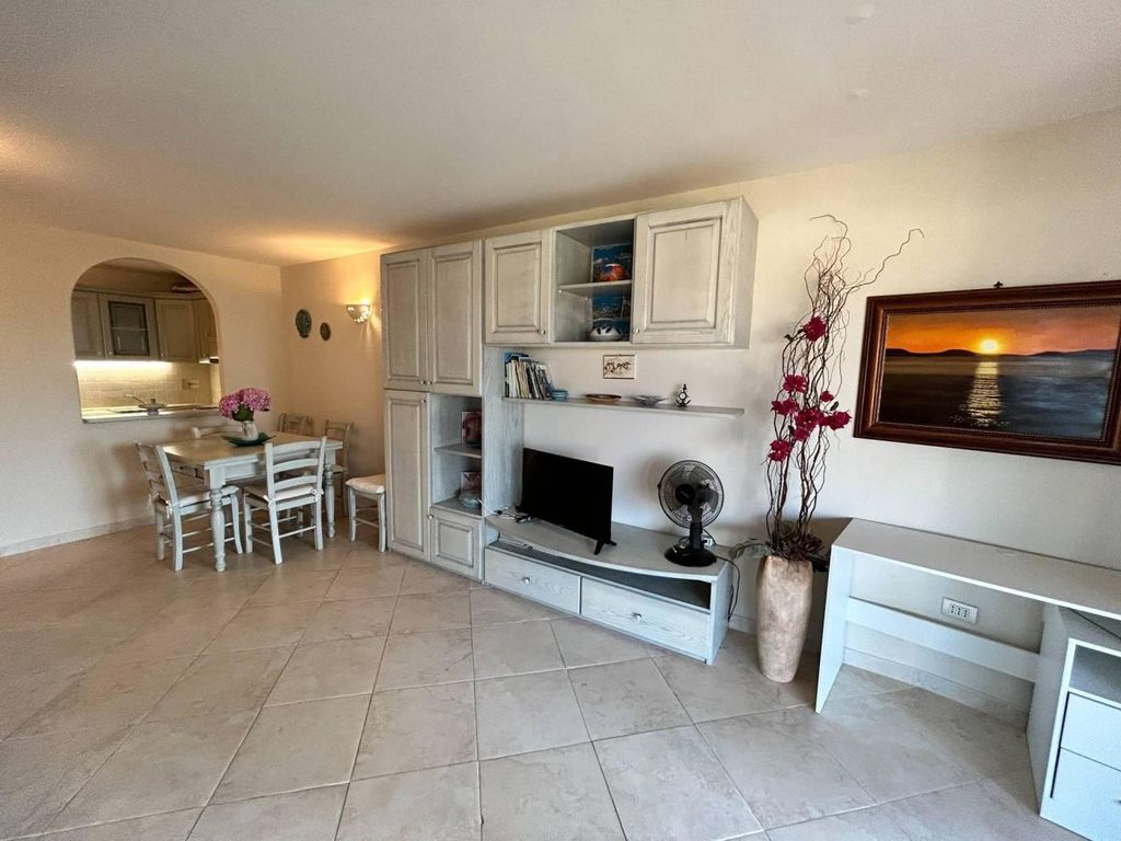 Appartamento di prestigio in vendita Via dei Velieri, Porto Cervo, Sardegna