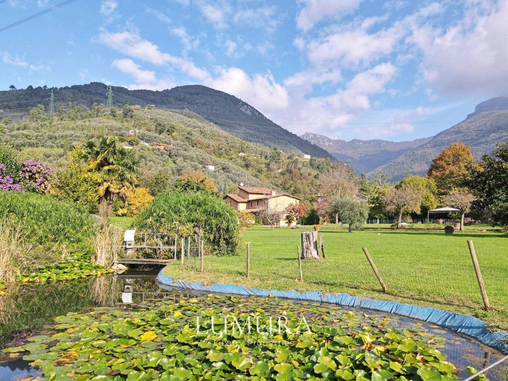 Prestigiosa villa di 660 mq in vendita Via Martinatica, Pietrasanta, Toscana