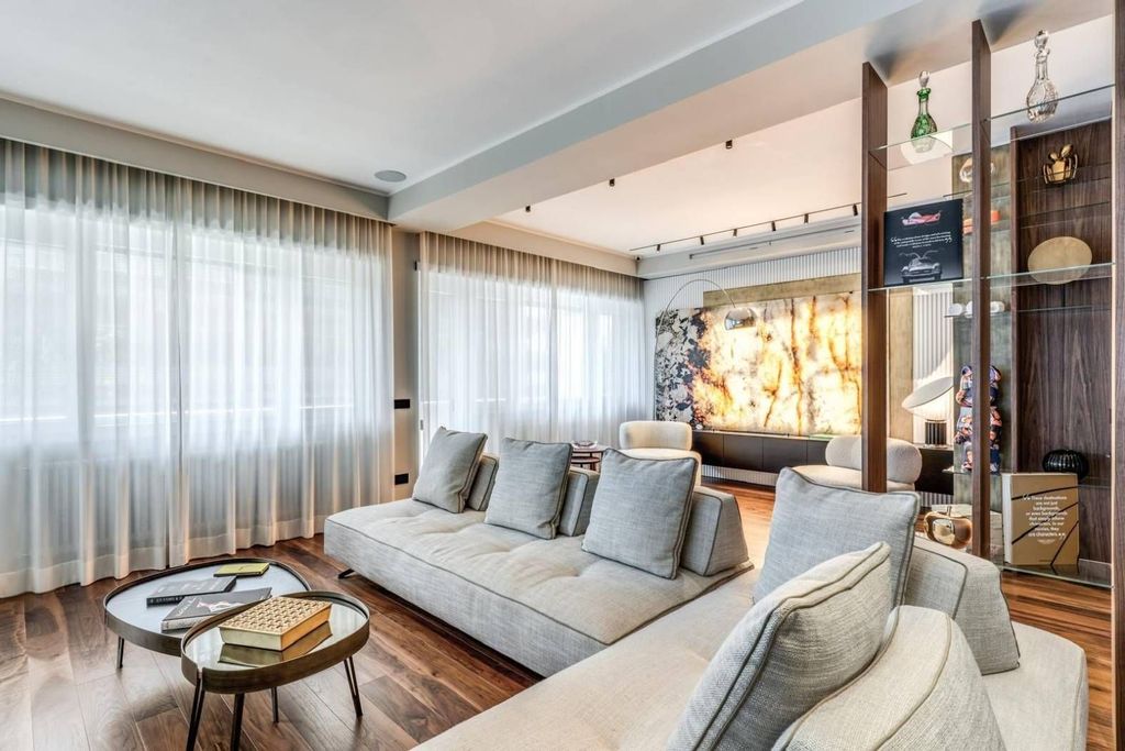 3-soban stan, 185 m²