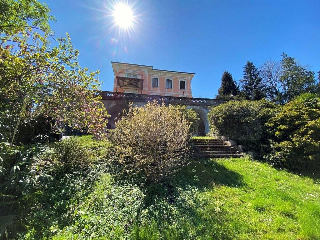 Esclusiva villa in vendita Via per Vedasco, Stresa, Piemonte