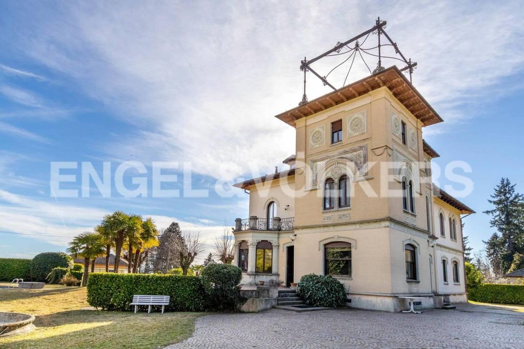 Villa in vendita Via Selvapiana, Varese, Lombardia