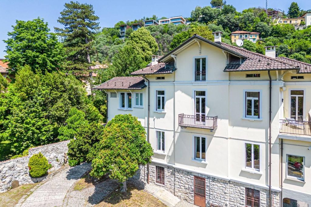 Esclusiva villa in vendita Salita Aprica, Como, Lombardia