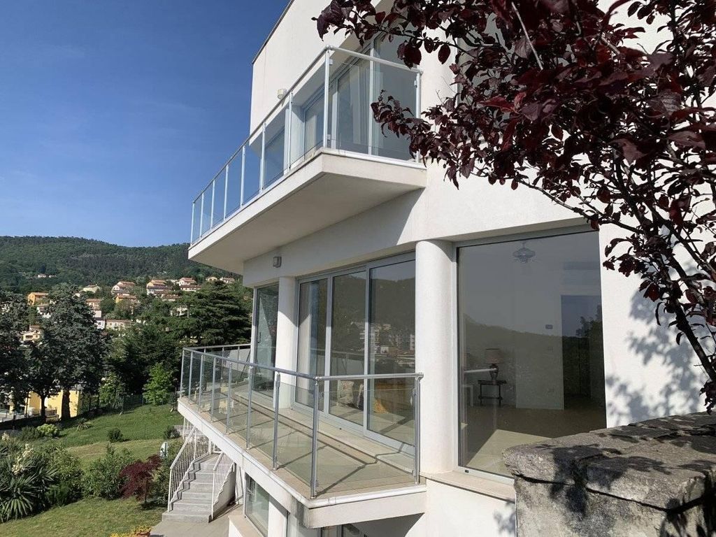 Villa de 5 pièces de luxe en vente Trieste, FrioulVénétie julienne