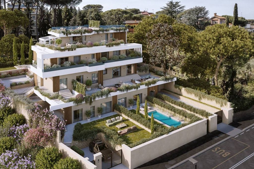 Элитный пентхаус в продажа Viale Cortina D Ampezzo, Рим, Lazio