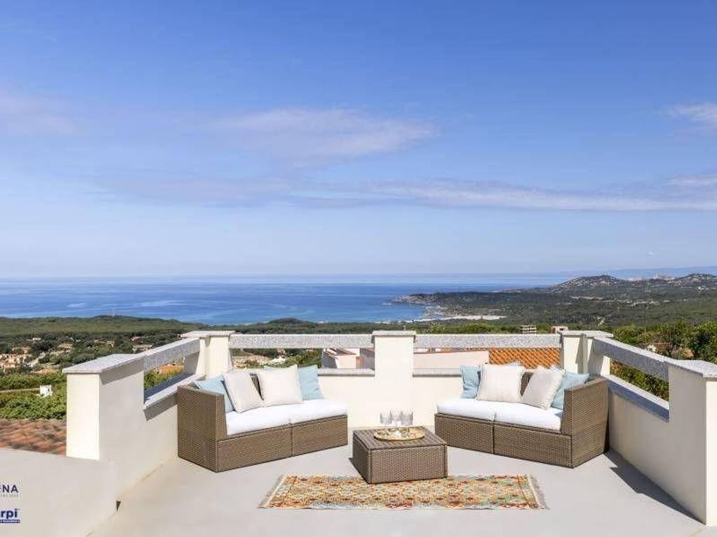 Prestigiosa villa di 240 mq in vendita, Rena Majore, Santa Teresa Gallura, Sassari, Sardegna
