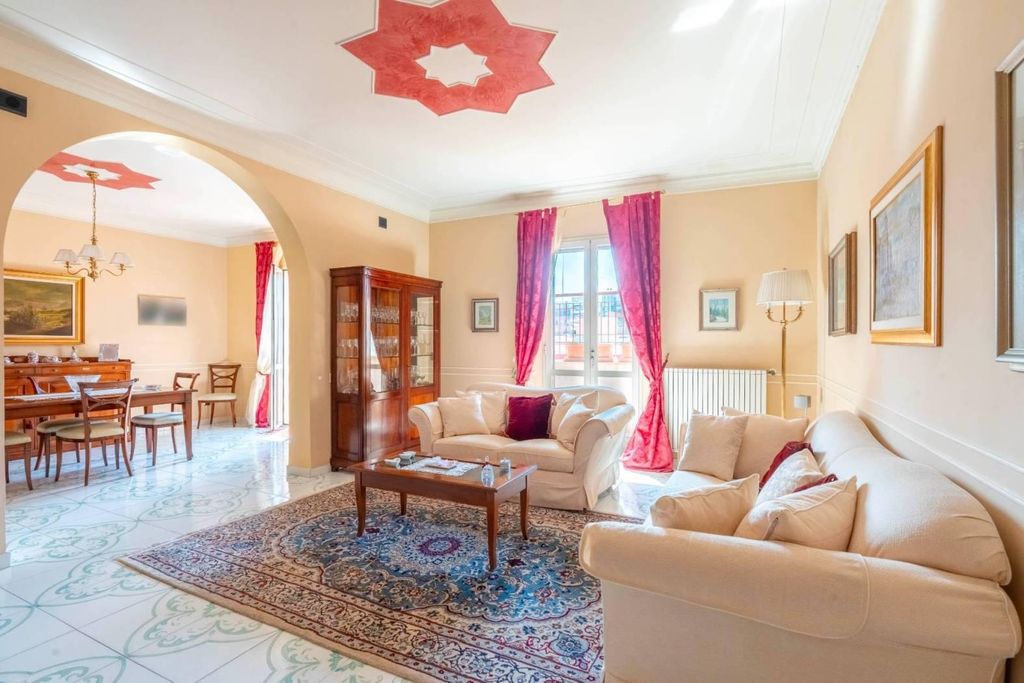 Prestigioso appartamento in vendita Via d'Abundo, 24, Barletta, Barletta - Andria - Trani, Puglia