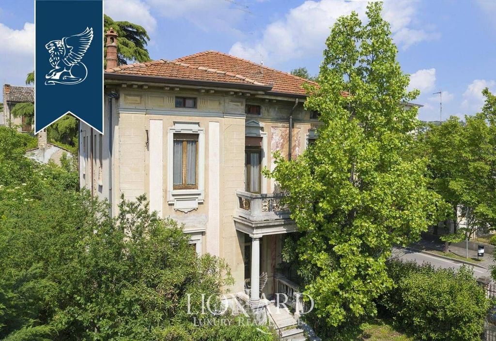 Esclusiva villa di 400 mq in vendita Castiglione delle Stiviere, Lombardia