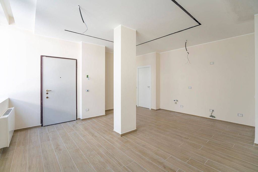 Byt, 3 pokoje, 110 m²