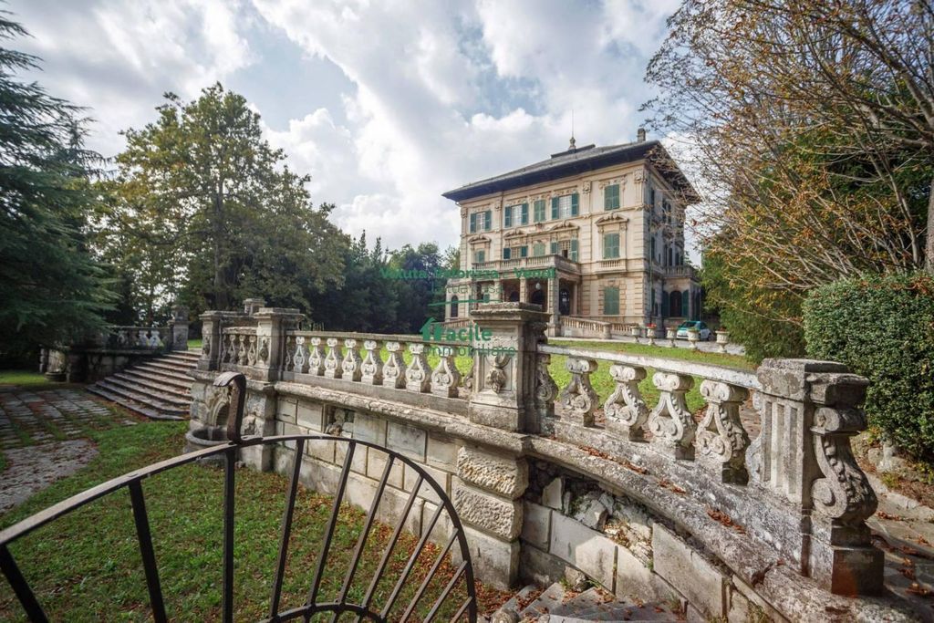 Esclusiva villa di 8000 mq in vendita Via Anita e Mella Orsi, Mignanego, Genova, Liguria