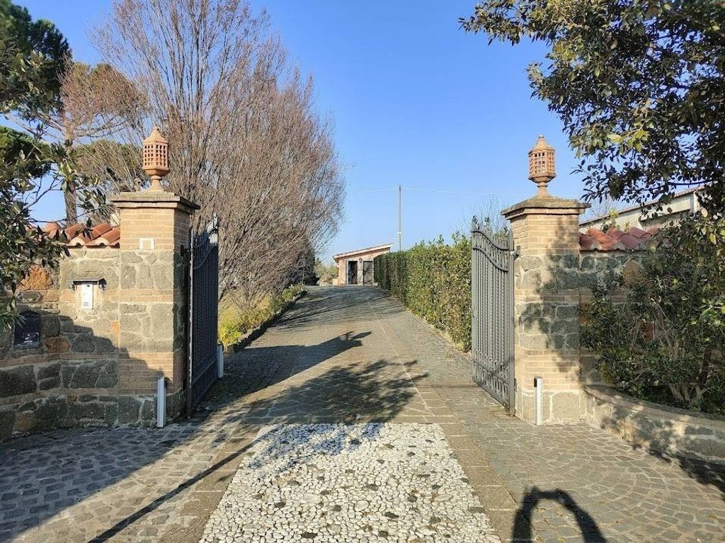 Villa in vendita Via Passo della Corte, Lanuvio, Roma, Lazio