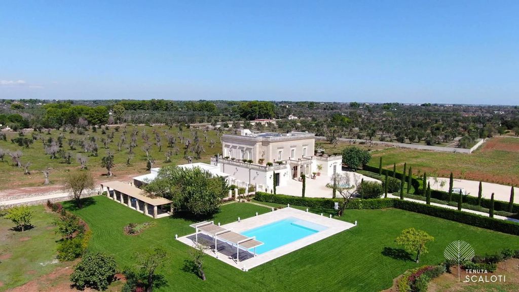 Esclusiva villa di 2635 mq in vendita Copertino, Italia