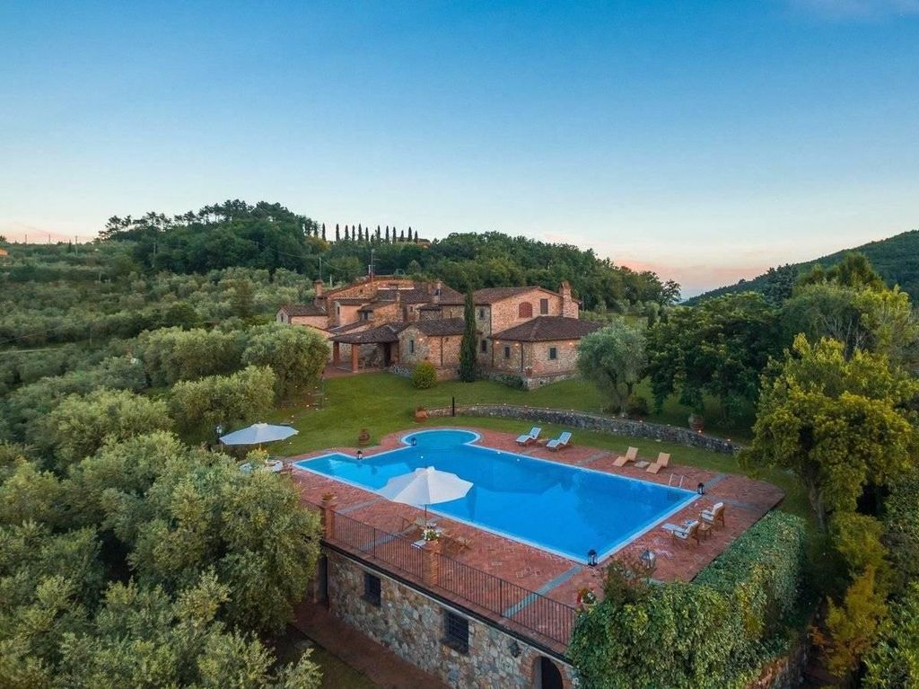 Prestigiosa villa di 800 mq in vendita, Via del Vaticano, Monsummano Terme, Pistoia, Toscana