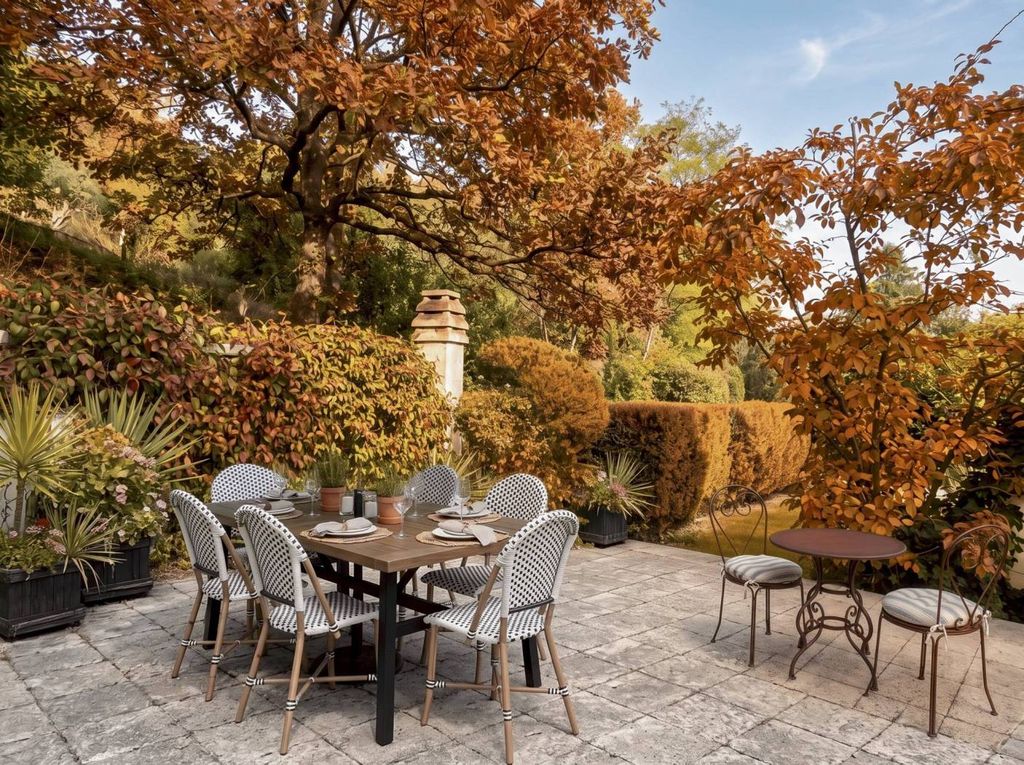 3 bedroom luxury Flat for sale in via di Barbiano, Bologna, Emilia-Romagna