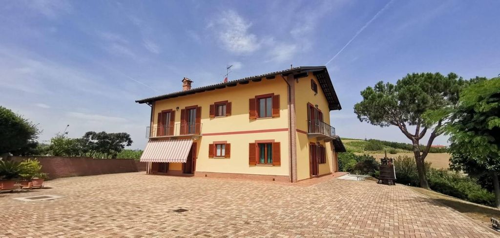 Esclusiva villa di 360 mq in vendita San Marzano Oliveto, Piemonte