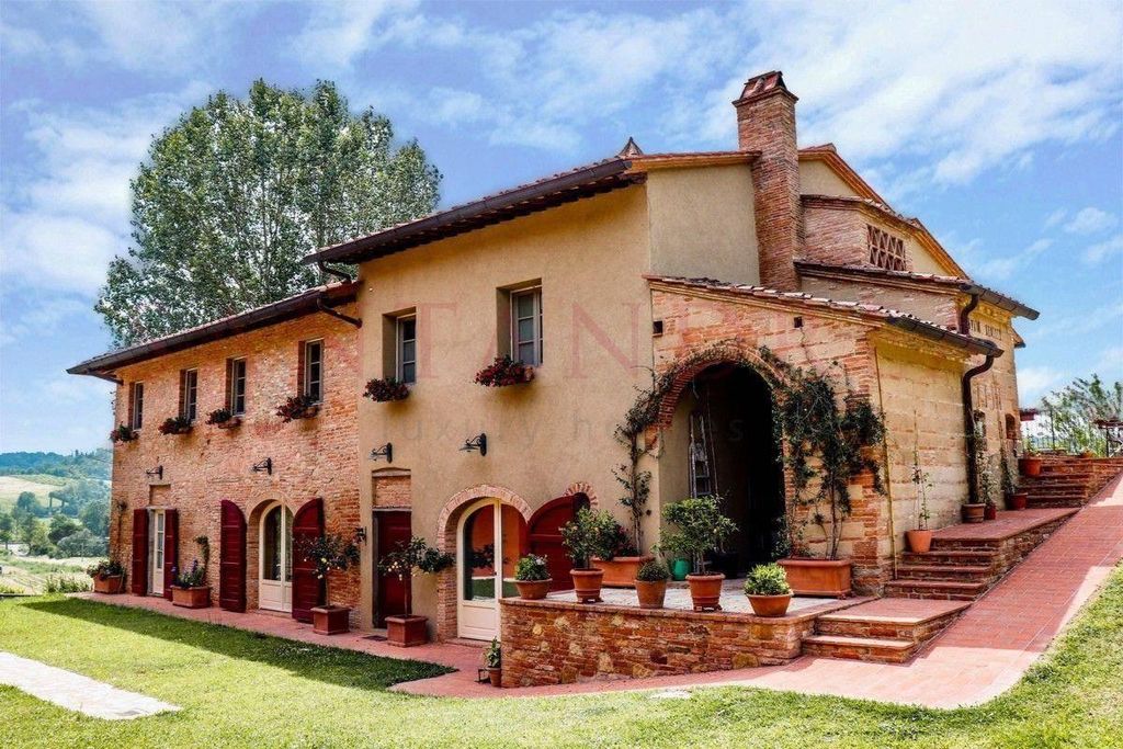 Prestigioso complesso residenziale in vendita Via Massaua, San Miniato, Toscana