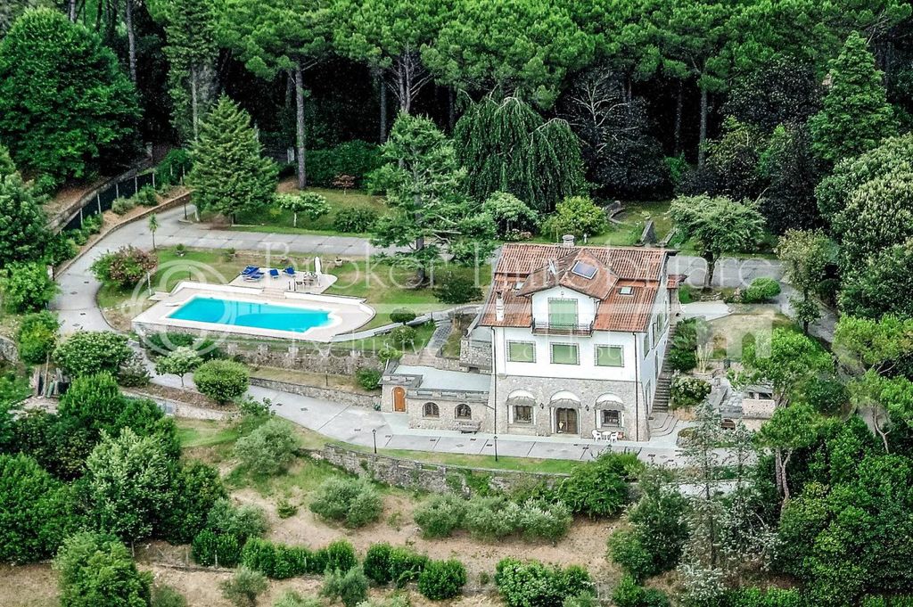 Esclusiva villa in vendita Via Fondi, Camaiore, Toscana