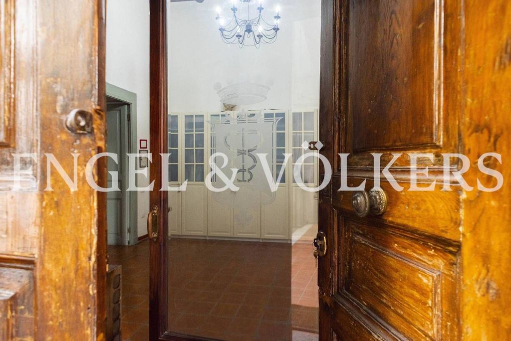 Appartamento di prestigio di 241 m² in vendita Via San Sebastiano, Napoli, Campania