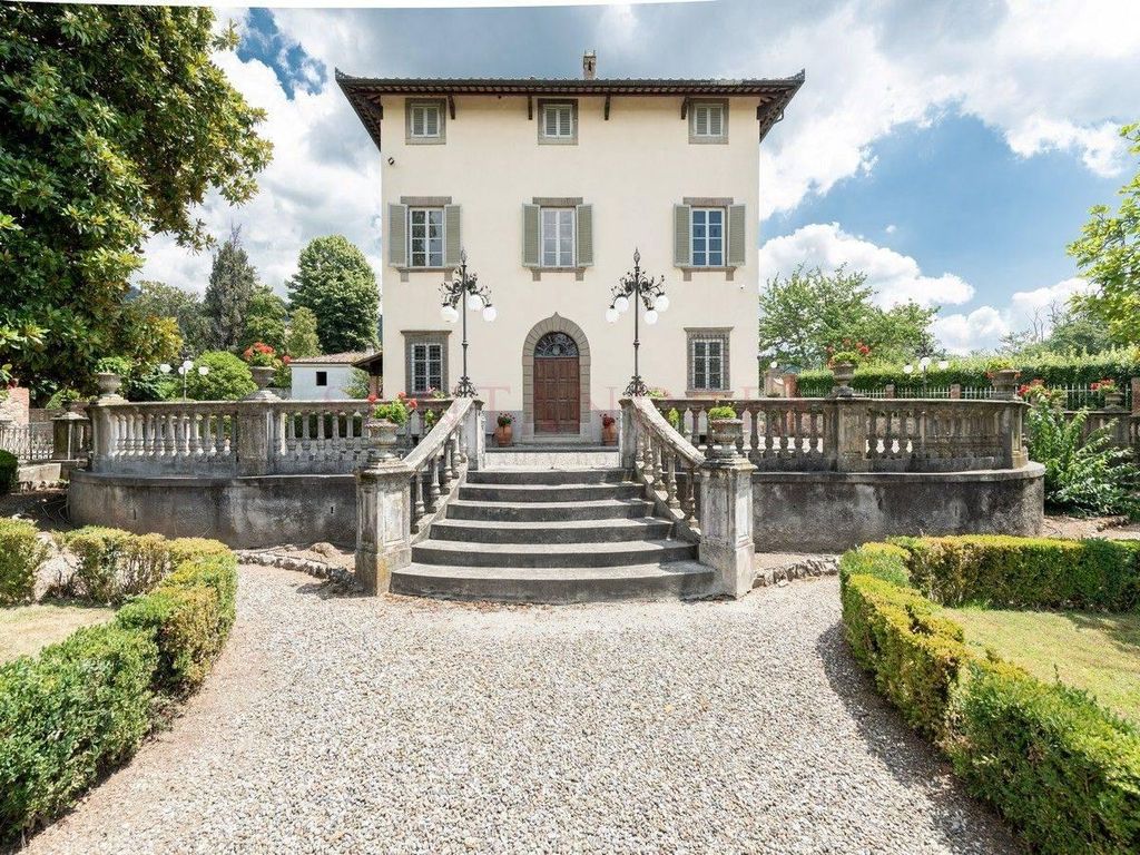 Prestigiosa villa in vendita Via di Tramonte, 427, Lucca, Toscana