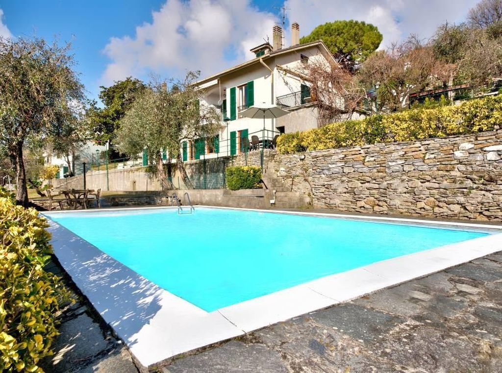 Appartamento di prestigio di 136 m² in vendita Via Ugo Campodonico, Rapallo, Genova, Liguria