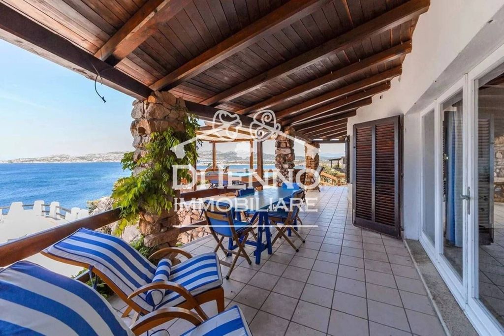 Esclusiva villa di 410 mq in vendita villggio piras, La Maddalena, Sassari, Sardegna