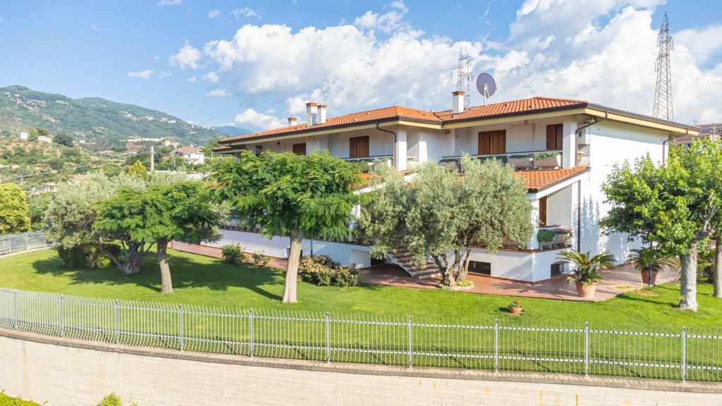 Esclusiva villa di 807 mq in vendita SP229, Castiglione Cosentino, Cosenza, Calabria