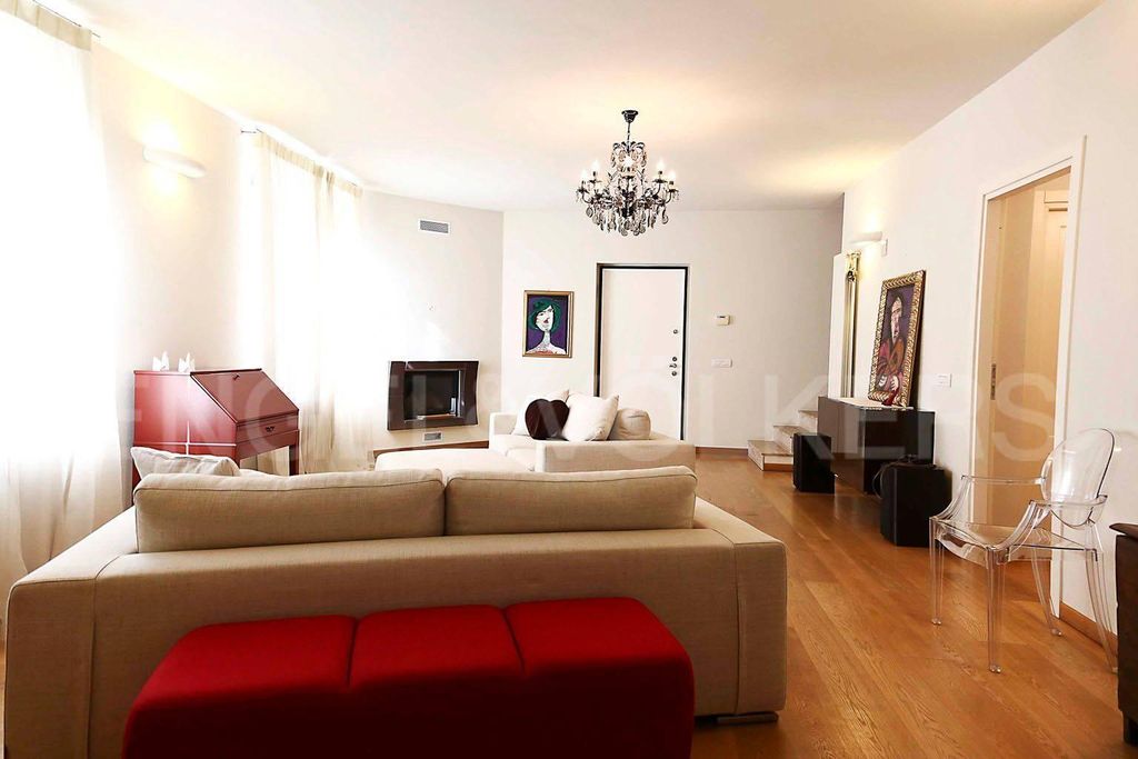 Prestigiosa villa di 423 mq in vendita Cascina Molino del Rosso, Oliva Gessi, Pavia, Lombardia