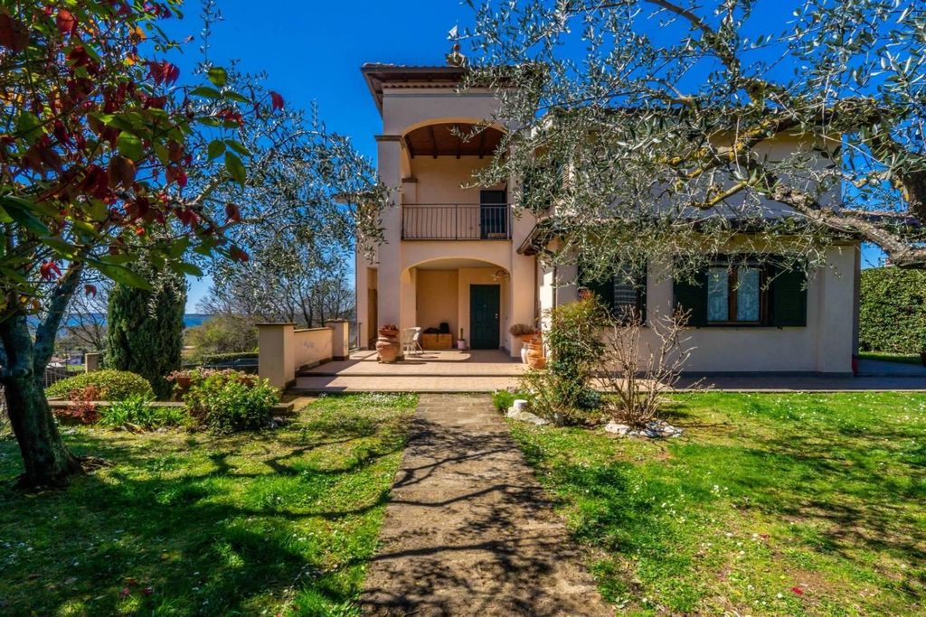 Prestigiosa villa di 230 mq in vendita, Via della Vaccheria, Trevignano Romano, Roma, Lazio