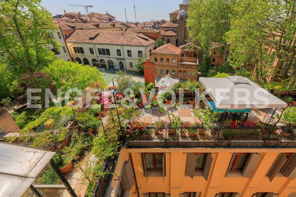 Appartamento di lusso in vendita Campo San Provolo, Venezia, Veneto
