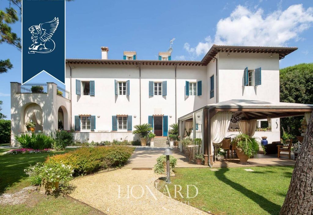 Prestigiosa villa di 1100 mq in vendita Massa, Toscana