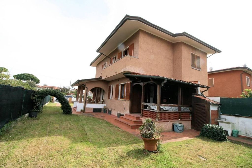 Esclusiva villa di 134 mq in vendita Pietrasanta, Toscana