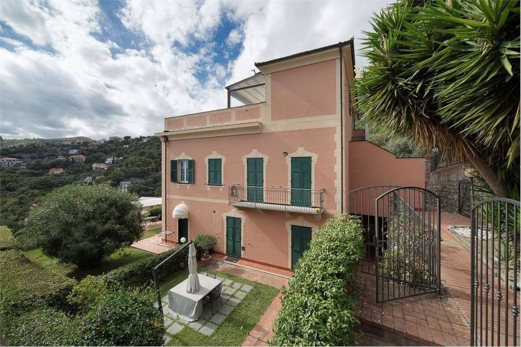 Appartamento di lusso in vendita Via Privata Collemar, 3, Alassio, Savona, Liguria