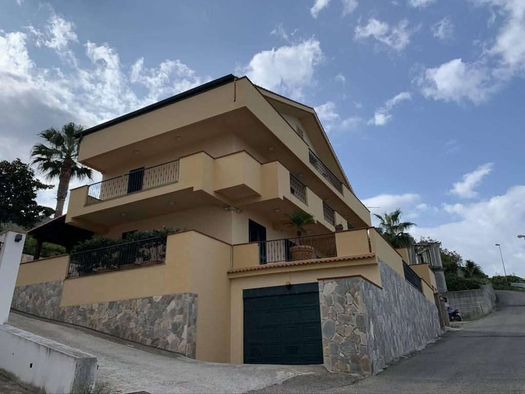 Esclusiva villa di 421 mq in vendita Strada Statale Rodia, 46, Messina, Sicilia
