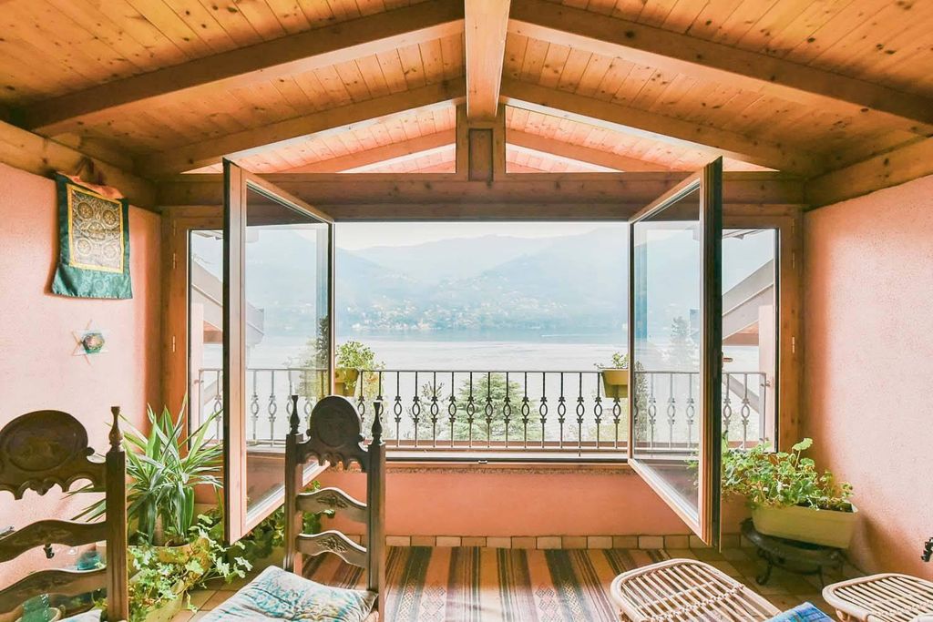 Prestigiosa villa di 573 mq in vendita Via Piave, Carate Urio, Como, Lombardia