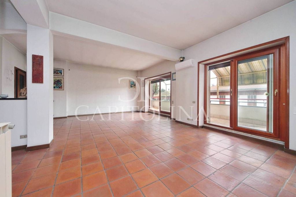 Элитный пентхаус 270 м2 в продажа Via Caio Ateio Capitone, Рим, Lazio